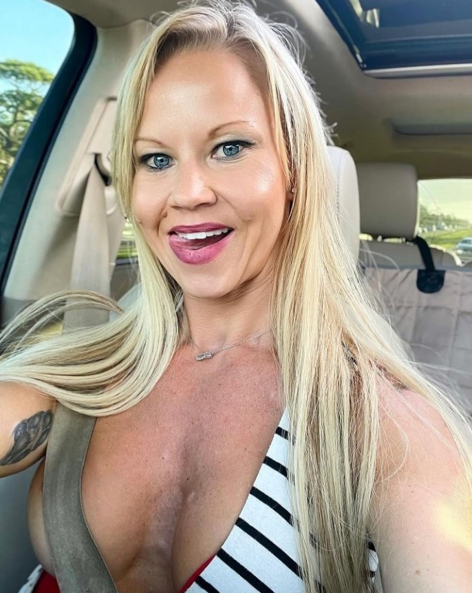 Je suis une milf en mode salope